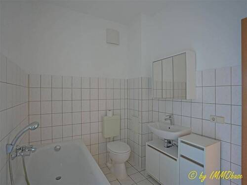 Bad mit Wanne - 