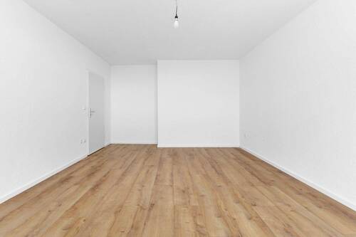 Zimmer 2 - Etagenwohnung mit 65,00 m&sup2; in Frankfurt am Main zur Miete