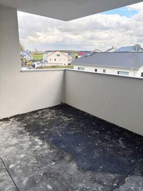 .. großer Balkon ! - Etagenwohnung mit 105,00 m&sup2; in Gerolzhofen zur Miete