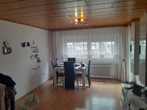 Wohnzimmer Bild1 - 3 Zimmer Etagenwohnung in Heilbronn