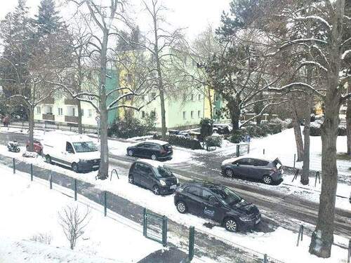 PHOTO-2025-05-09-13-12-29 (1).jpg - 2 Zimmer Etagenwohnung in Berlin