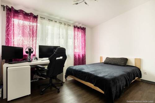 Schlafzimmer 3 Dachgeschoss - 