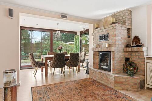 Wohnzimmer - 8 Zimmer Einfamilienhaus in Potsdam