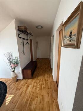 Flurbereich - Etagenwohnung mit 80,00 m&sup2; in Nürnberg zum Kaufen