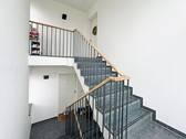 Treppenhaus - 4 Zimmer Etagenwohnung zum Kaufen in Berlin