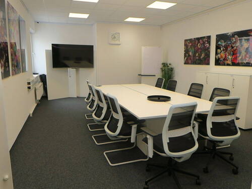 8er Seminarraum mit Medien (1) - 