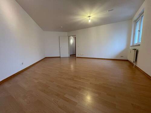 Wohnzimmer2.jpg - Geräumige 2-Zimmer-Wohnung mit Balkon in Berlin-Weißensee