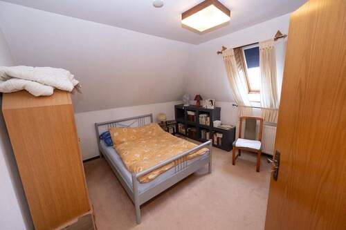 Schlafzimmer OG (2) - 