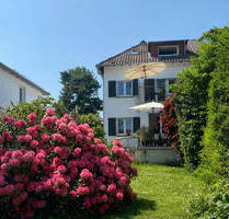 Idyllische Altbau-Doppelhaushälfte mit großem Garten - Frankfurt am Main Heddernheim