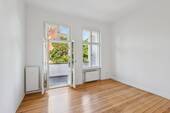 Wohnzimmer - Etagenwohnung mit 125,00 m&sup2; in Berlin zum Kaufen