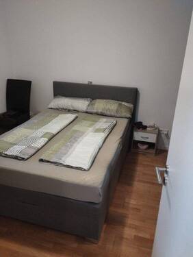 Schlafzimmer - 2 Zimmer Etagenwohnung zur Miete in Frankfurt am Main
