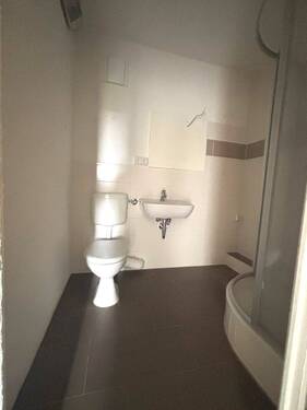 Bad - 2 Zimmer Etagenwohnung in Löbau