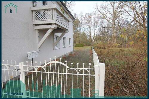 Zufahrt zu den Stellplätzen (2).jpg - 