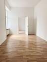Zimmer 1 - 2 Zimmer Etagenwohnung zum Kaufen in Berlin