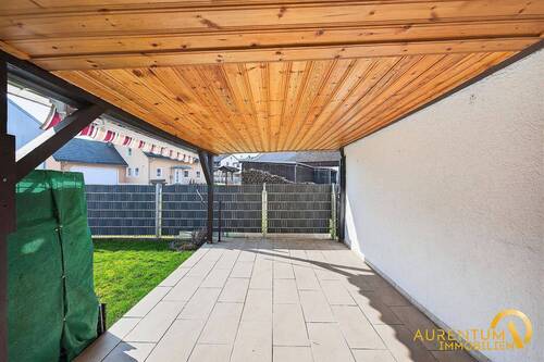 Freisitz, überdacht - 