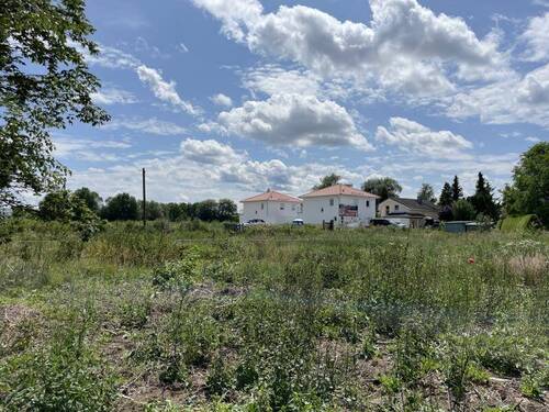 Blickrichtung Süd-Ost - Baugrundstück für ein EFH oder DH in ruhiger Stadt-Randlage im Westen von Weilheim
