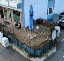 Gewerbeobjekt mit hoher Sichtbarkeit in Erlangen inkl. 2 KFZ-Stellplätzen & großer Terrasse zur Nutzung