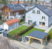 AM HART: Modernes Wohnglück im Münchener Norden: Neubau-Doppelhaushälfte zum Erstbezug mit Südgarten