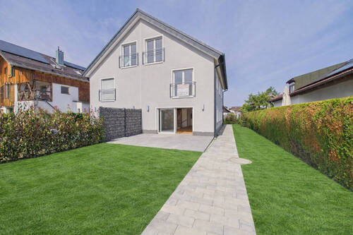 Garten Südseite - 5 Zimmer Doppelhaushälfte in München