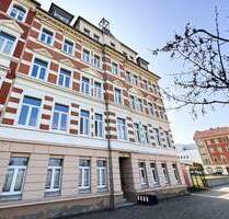 Bezugsfreie, stilvoll sanierte 2-Raum-Eigentumswohnung mit traumhaftem Elbblick - im Herzen von Riesa!