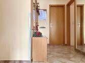 Flur der Wohnung im Erdgeschoss - 