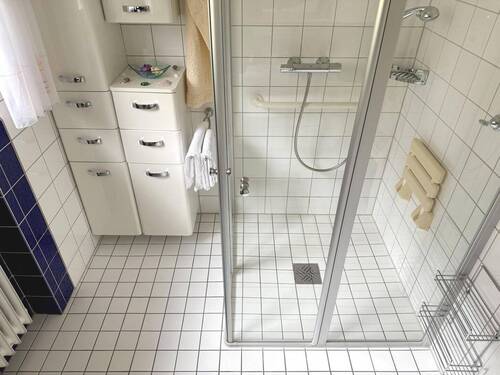 Badezimmer im Erdgeschoss - 