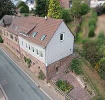 Ein-Zweifamilienhaus mit separatem Garten und Garage in Derental