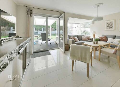 Wohnzimmer - 9 Zimmer Mehrfamilienhaus, Wohnhaus in Wachtberg