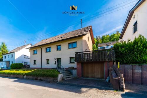 Ansicht - Einfamilienhaus mit 9 Zimmern - 229.900,00 EUR Kaufpreis, ca.  196,00 m² Wohnfläche