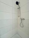 Bad mit Dusche - 