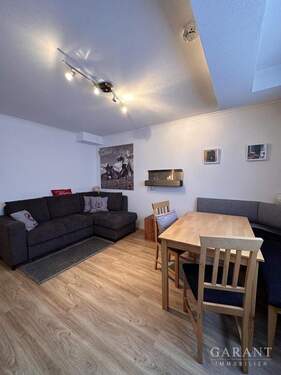 Wohnbereich. - * Modernisierte 2 Zimmer-Wohnung inklusive Inventar!*