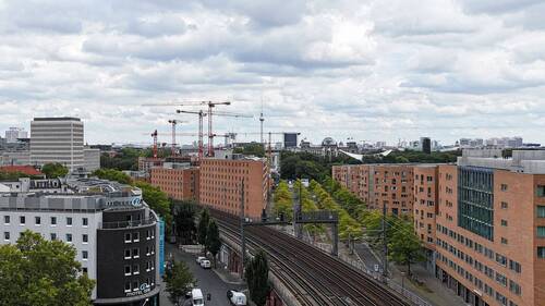 Blick auf Bundestag & Alex - Etagenwohnung mit 91,00 m² in Berlin zum Kaufen