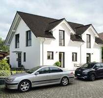 *Neubau* Doppelhaushälfte mit traumhaftem Garten mitten in Grenzach-Wyhlen