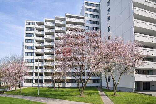 Hausansicht - 2 Zimmer Etagenwohnung in Frankfurt am Main