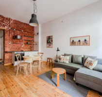 Gepflegte Altbauwohnung mit Balkon in Neukölln | 43 m² | Vollständig renoviert 2017 - Berlin