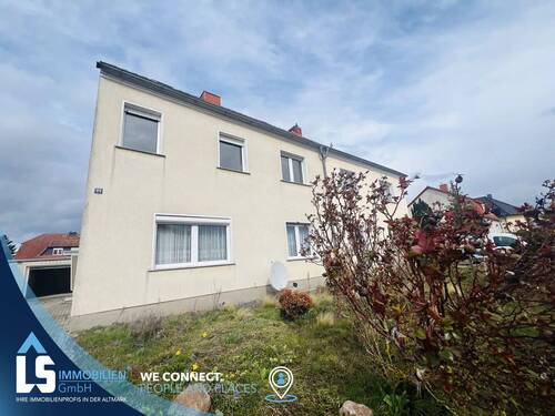 Hausansicht - Mehrgenerationen-Wohnen möglich!