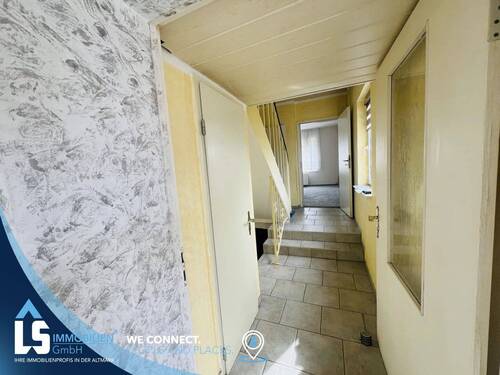 Flur im EG - Doppelhaushälfte mit 170,00 m&sup2; in Tangermünde zum Kaufen