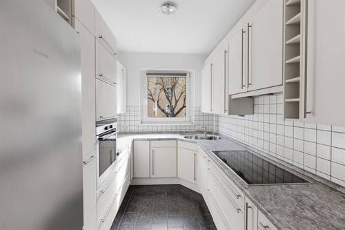 Küche - 4 Zimmer Etagenwohnung in Berlin