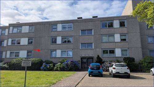 Vorderansicht - Schöne Vierraumwohnung mit Balkon und Pkw-Stellplatz in beliebter Lage