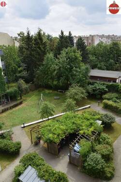 Innenhof, A3 - 