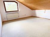 Kinderzimmer.jpg - Etagenwohnung mit 90,00 m&sup2; in Eichenbühl zur Miete