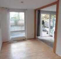 Attraktive 2 Zimmer-Wohnung mit Terrasse in zentraler, ruhiger Lage von Stuttgart-Bad Cannstatt