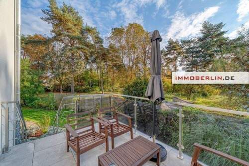 1.jpg - 8 Zimmer Einfamilienhaus in Berlin