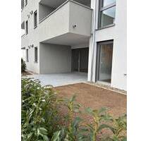 Große Erdgeschosswohnung mit sonniger Terrasse als Erstbezug in toller Lage ! - Gerolzhofen