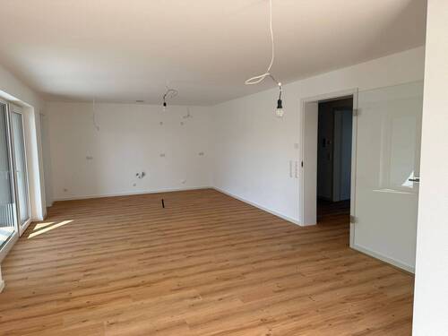 .. viel Platz für Ihre Traumküche ! - 