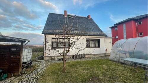 Hausansicht vom Garten - 5 Zimmer Einfamilienhaus in Dresden