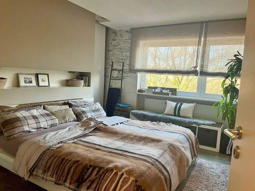 Schlafzimmer - 4 Zimmer Etagenwohnung zur Miete in Schwabach