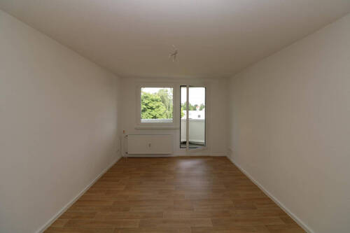 Beispiel WZ - 3 Zimmer Etagenwohnung zur Miete in Freiberg