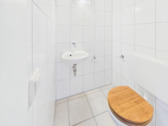 WC - 