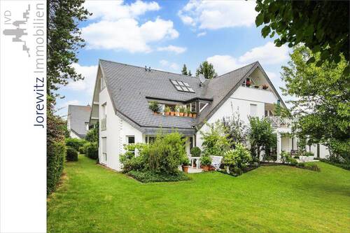 001 - Gartenansicht - Bielefeld-Hoberge für Singles: Pfiffige 2 Zimmer-Wohnung mit Einbauküche und Terrasse